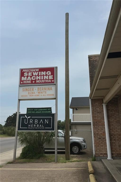 1320 VETERANS MEMORIAL Boulevard