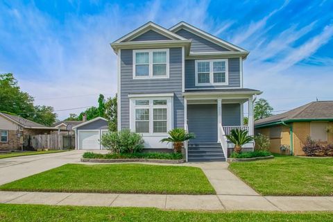 9900 MARTHA Lane River Ridge LA 70123