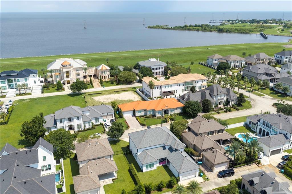 28 PALMETTO