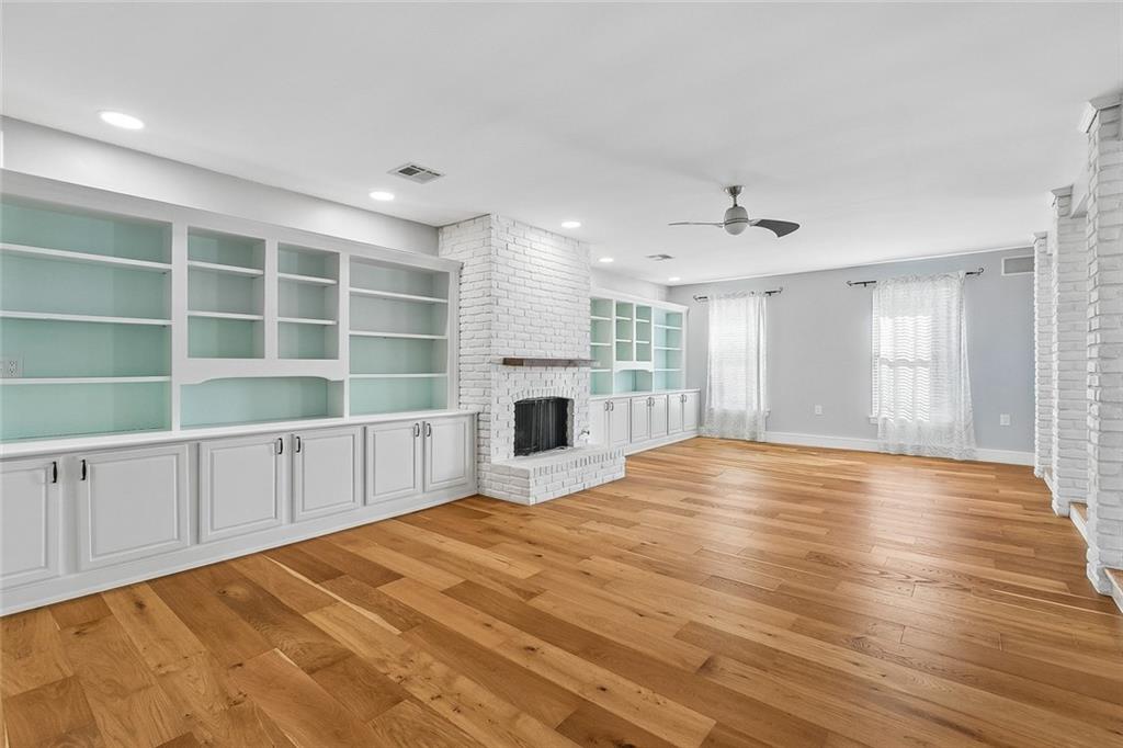 4301 LAKE TRAIL Drive