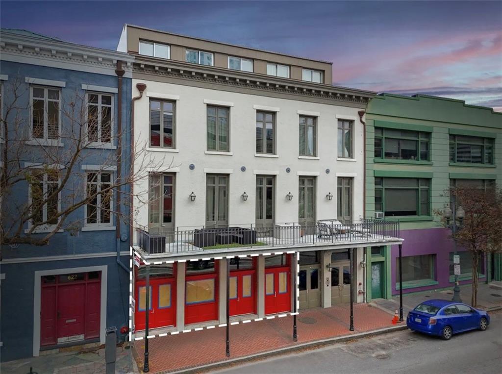 628 BARONNE Street C-1