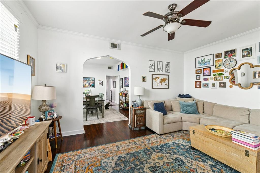 4427 29 FONTAINEBLEAU Drive