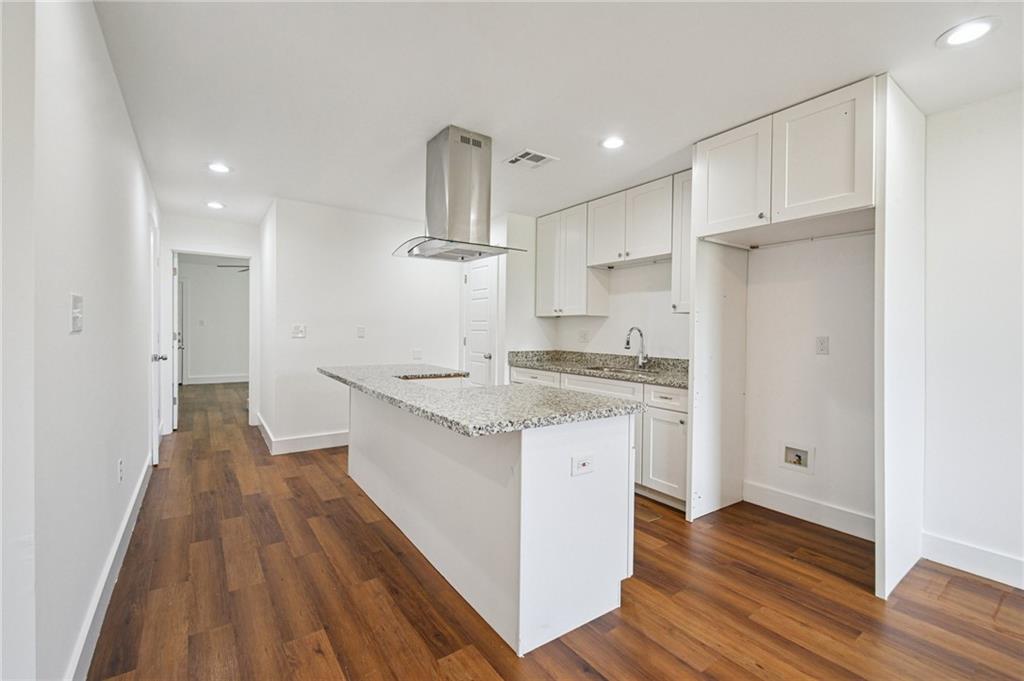 3304 METROPOLITAN Street