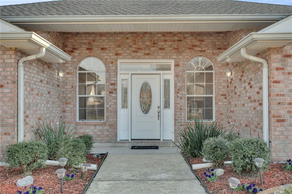 629 WILLOWDALE Boulevard