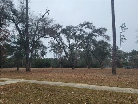 Lot 17 HOLIDAY SQUARE Boulevard Covington LA 70433