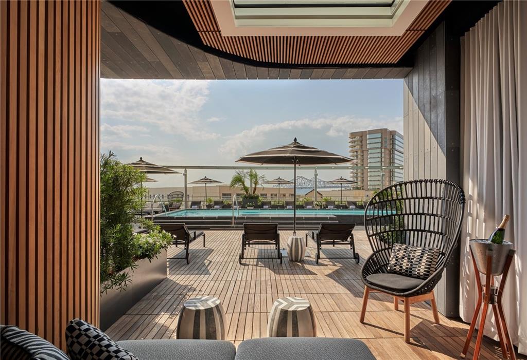 New Orleans, Louisiana, 70130, United States, 2 Bedrooms Bedrooms, ,3 BathroomsBathrooms,Residential,Active,2034014