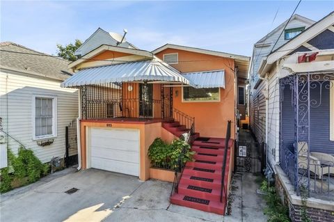 923 SPAIN Street New Orleans LA 70117