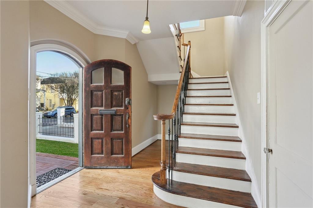 5534 S GALVEZ Street