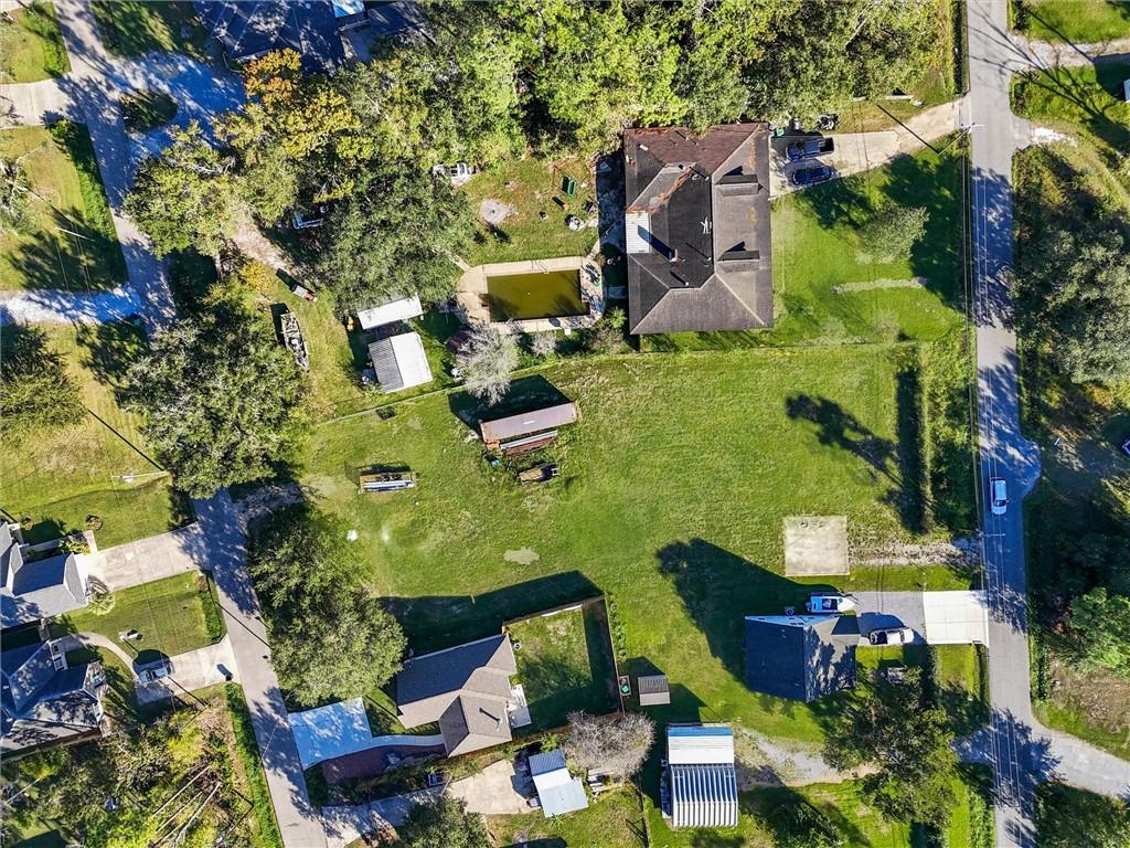 GARDEN Drive