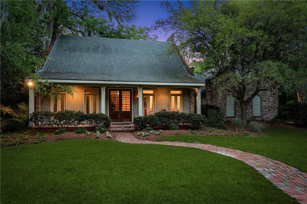 52 MAGNOLIA RIDGE Drive