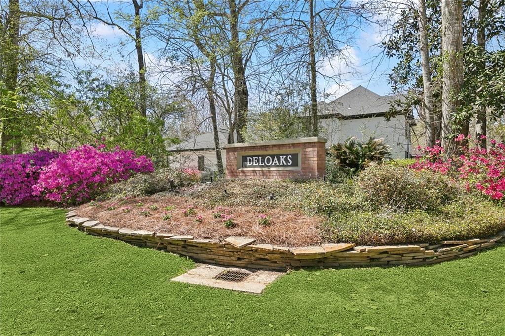52 MAGNOLIA RIDGE Drive