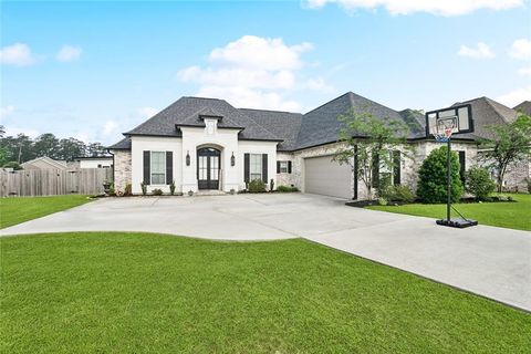 1112 SAFFLOWER Court Madisonville LA 70447