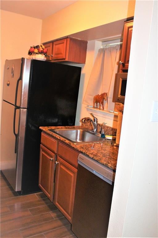 3805 HOUMA Boulevard C201