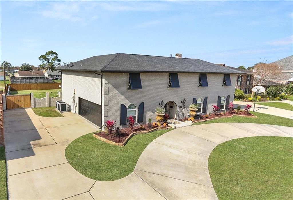 392 FAIRFIELD Avenue