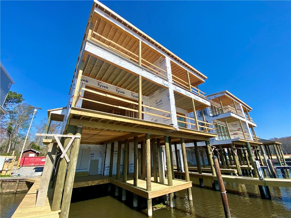 Mandeville, Louisiana 70471, United States, 3 Bedrooms Bedrooms, ,3 BathroomsBathrooms,Residential,Pending,56391