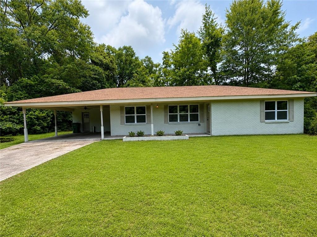 Photo 1 of 18 — 118 TENNYSON Cove, Picayune, MS 39466