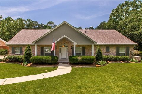 6 RENE Court Mandeville LA 70471