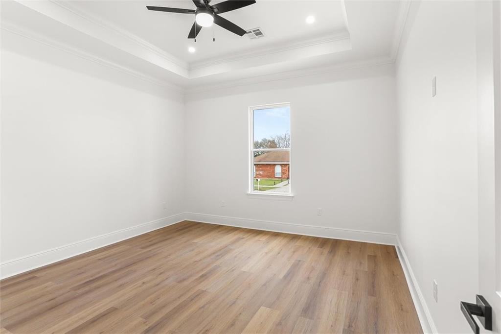 3213 DAUTERIVE Drive