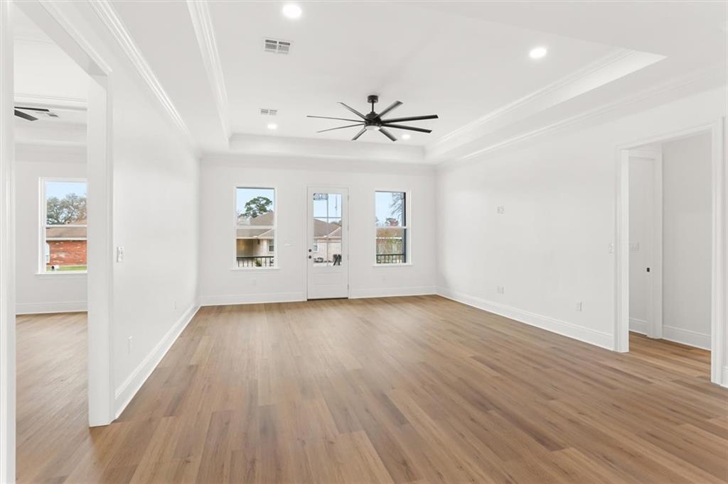 3213 DAUTERIVE Drive