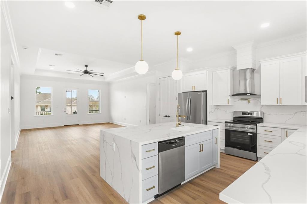 3213 DAUTERIVE Drive