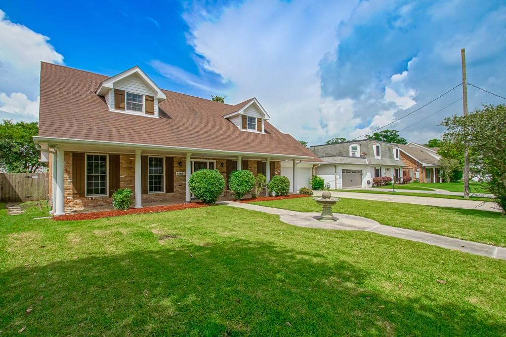 8708 TANGLEWILD Place
