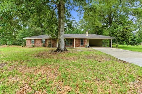 Photo of 39680 OAKWOOD ESTATES, Ponchatoula, LA 70454 (MLS # 2559496)