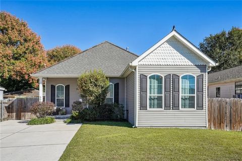 551 HONORE Drive Jefferson LA 70121