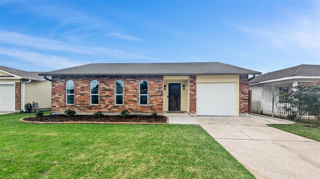 Gretna, Louisiana 70056, United States, 3 Bedrooms Bedrooms, ,2 BathroomsBathrooms,Residential,Pending,117425