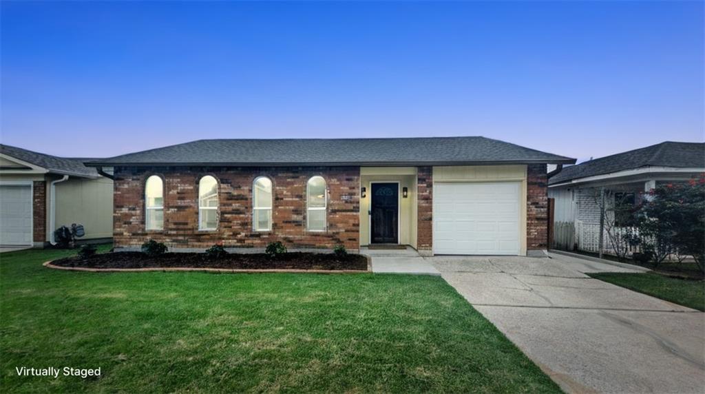 Gretna, Louisiana 70056, United States, 3 Bedrooms Bedrooms, ,2 BathroomsBathrooms,Residential,Pending,117425