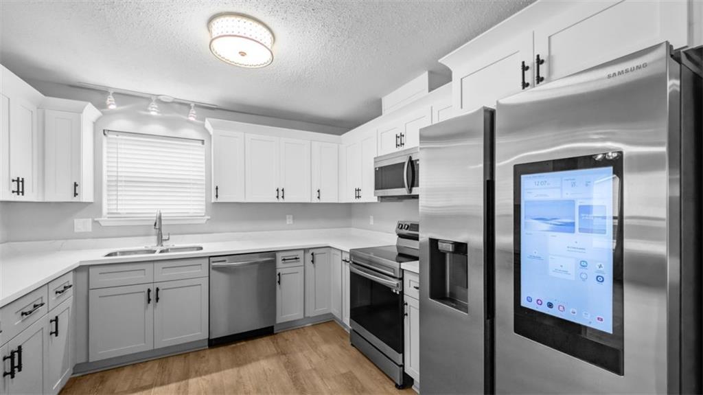 Gretna, Louisiana 70056, United States, 3 Bedrooms Bedrooms, ,2 BathroomsBathrooms,Residential,Pending,117425