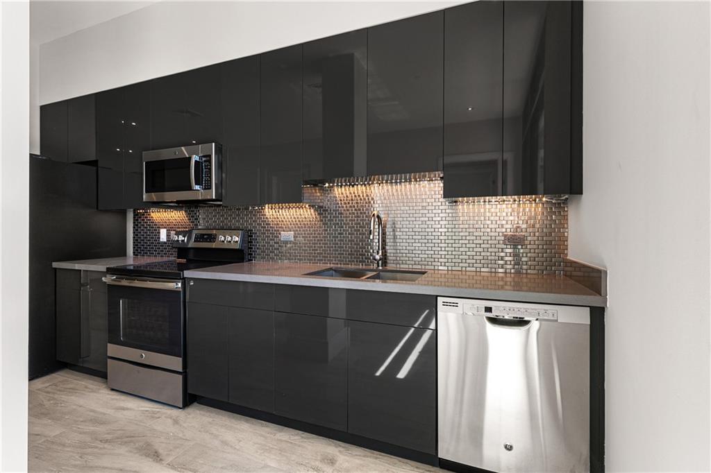 917 CONTI Street 305