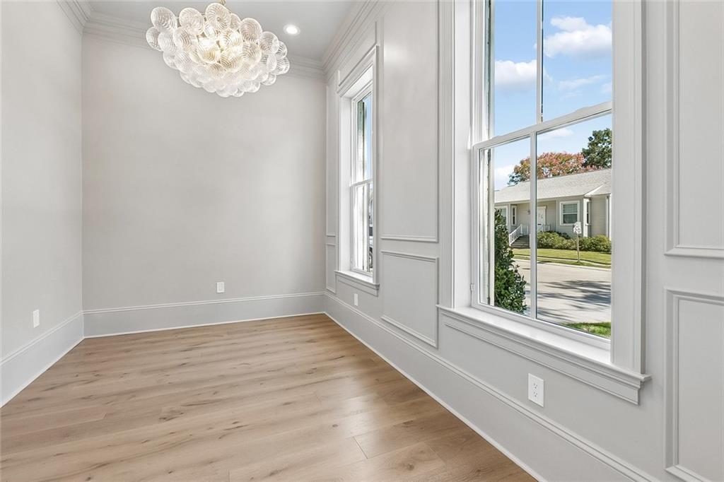 47 BEVERLY GARDEN Drive