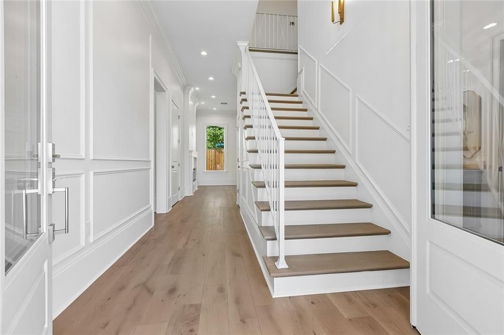 47 BEVERLY GARDEN Drive