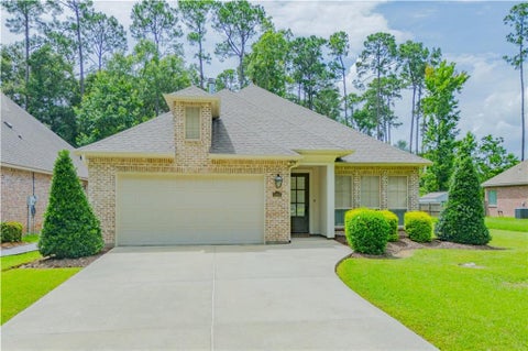 Photo of 2064 MOLITOR Street, Mandeville, LA 70448 (MLS # 2564284)