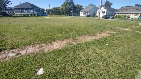 7206 SALLY Street Arabi LA 70032