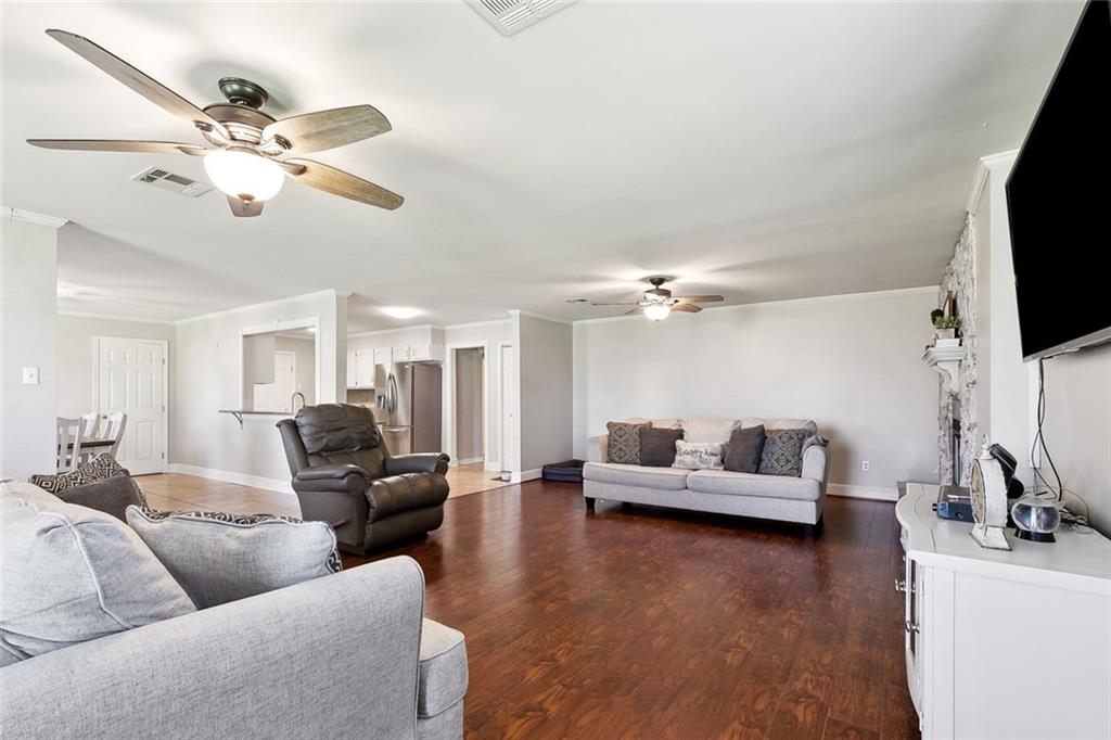 511 GASSEN Street
