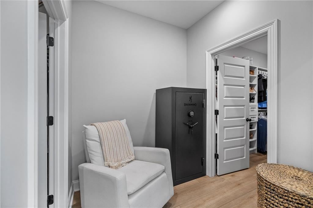 Denham Springs, Louisiana 70706, United States, 4 Bedrooms Bedrooms, ,4 BathroomsBathrooms,Residential,Pending,198997