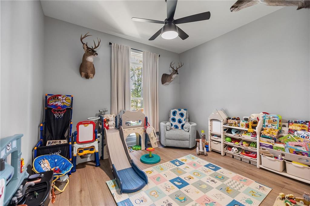 Denham Springs, Louisiana 70706, United States, 4 Bedrooms Bedrooms, ,4 BathroomsBathrooms,Residential,Pending,198997