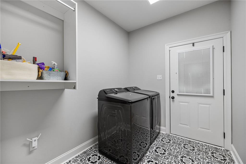 Denham Springs, Louisiana 70706, United States, 4 Bedrooms Bedrooms, ,4 BathroomsBathrooms,Residential,Pending,198997