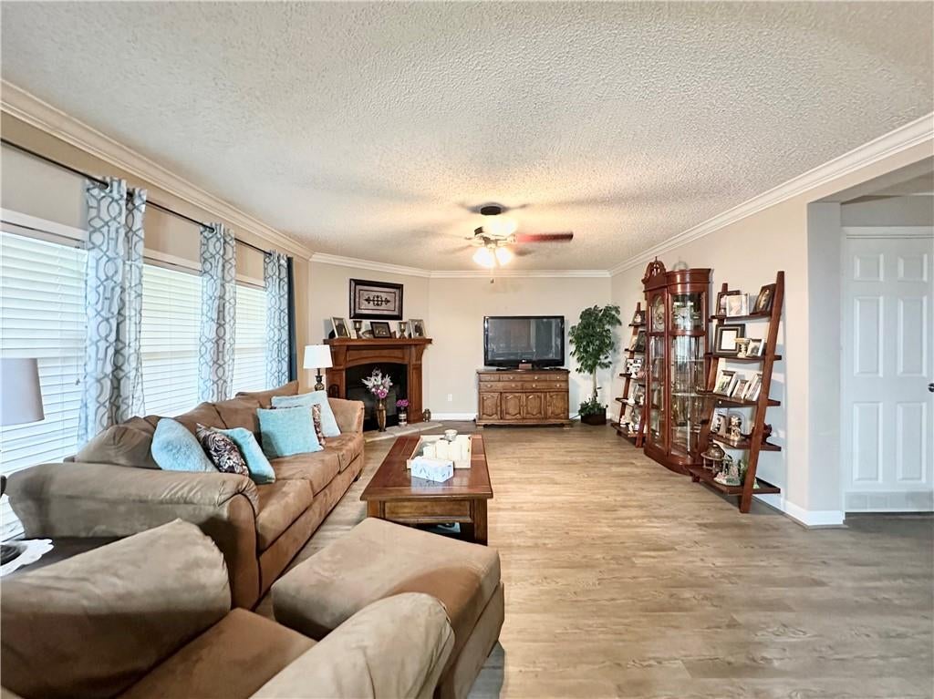 32000 TETANNE Drive