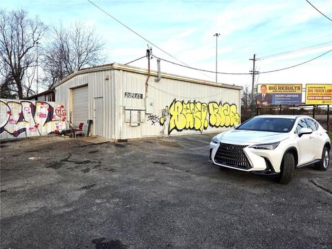 3030 FRANKLIN Avenue New Orleans LA 70122