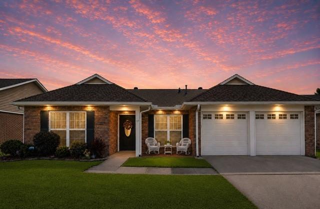 17 OAKLEY Drive