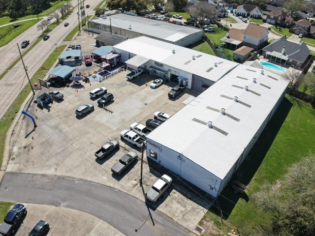 2400 BARATARIA Boulevard