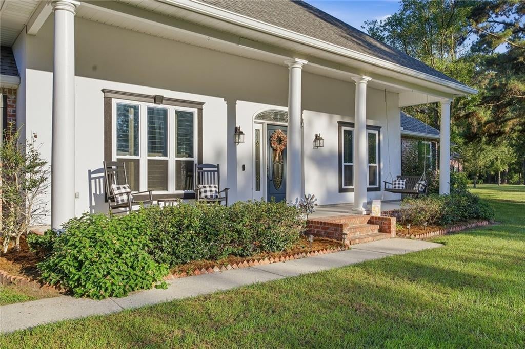497 SECLUDED GROVE Loop
