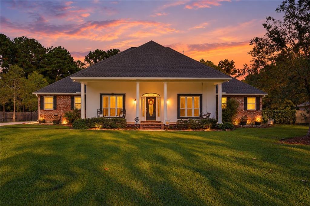497 SECLUDED GROVE Loop