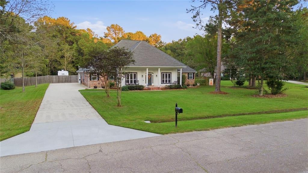 497 SECLUDED GROVE Loop
