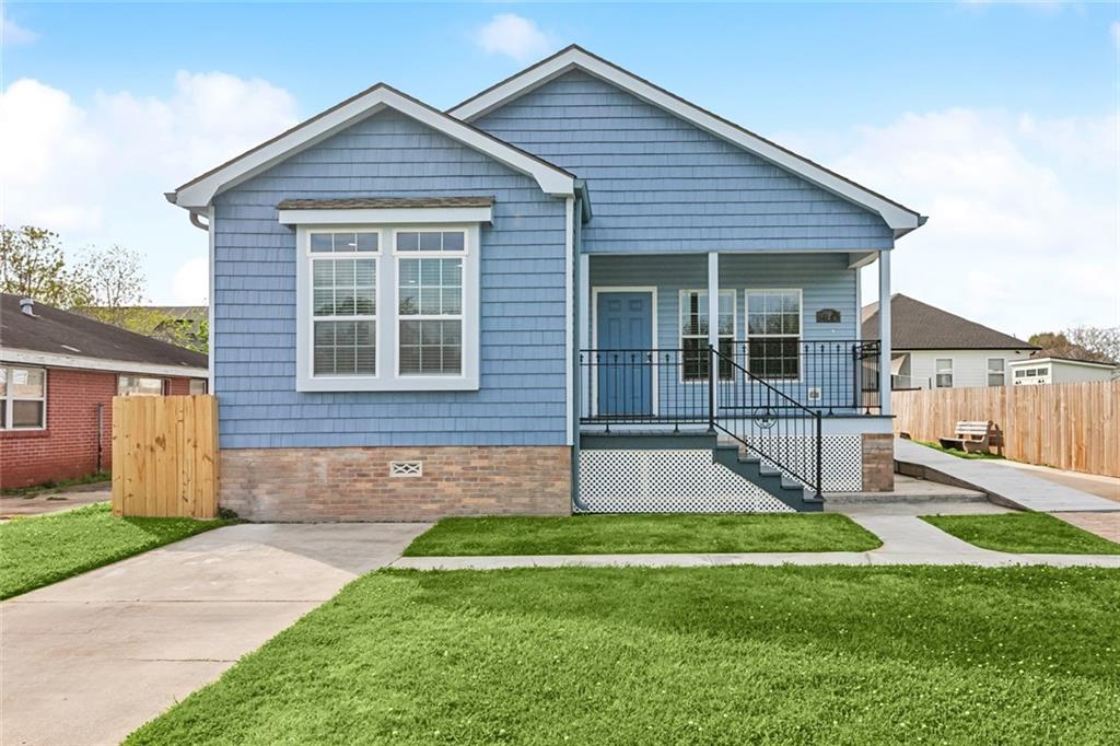 920 COUGAR Drive