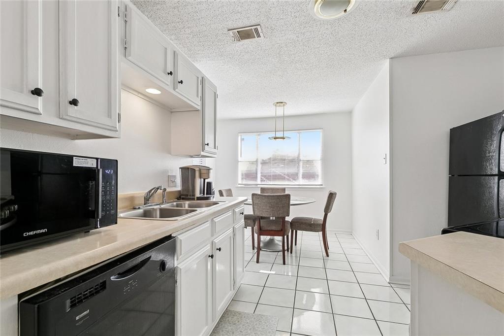 4445 PERKINS Street 306