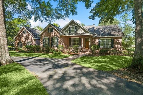 Photo of 23123 HIGHWAY 1088, Mandeville, LA 70448 (MLS # 2525973)