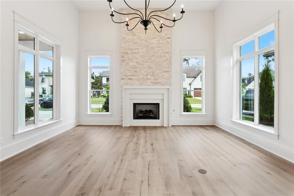 1172 DELTA Lane